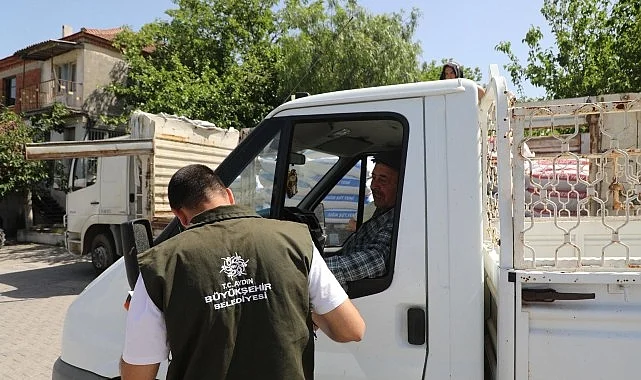 Başkan Çerçioğlu’ndan Didim’de Küçük Üreticilere Yem Desteği