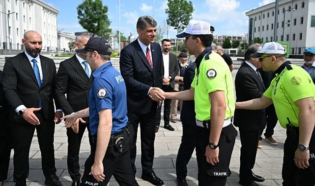 Kartepe Kent Meydanı’da Bayram Bereketi