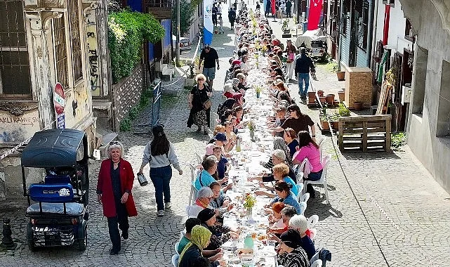 Mudanya’da Anneler Günü buluşması