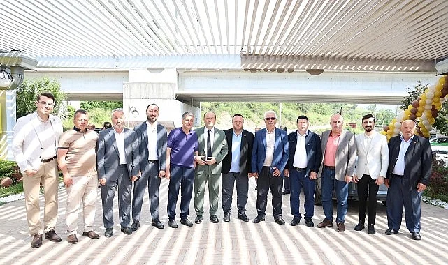 “Nehir Cafe Kahve Evim” Geyve’de Hizmete Açıldı