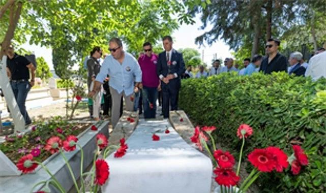 22 yıl sonra aynı saygı ve özlem