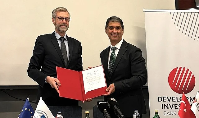 Avrupa Yatırım Bankası Türkiye’de yatırım faaliyetlerine, Türk şirketlerinin karbonsuzlaşmasını destekleyecek 200 milyon avro ile yeniden başlıyor