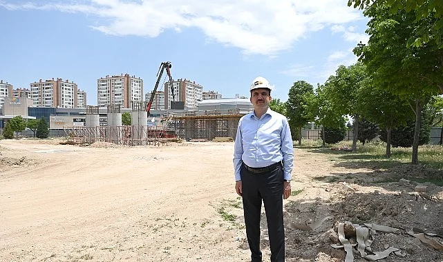 Başkan Altay: “Yurtlar Bölgesi’nde Tramvay Hattımızı Yukarı Alacağımız Köprü Çalışmamız Kesintisiz Bir Şekilde Devam Ediyor”