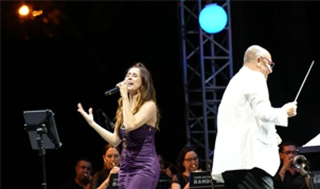Edip Akbayram ve Volkan Konak şarkılarla anıldı