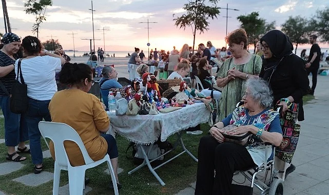 Karantina Meydanı kermesine kavuştu