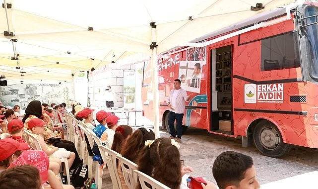 Osmangazi Belediyesi Çocuklara Kitap ve Tarih Sevgisi Aşılıyor