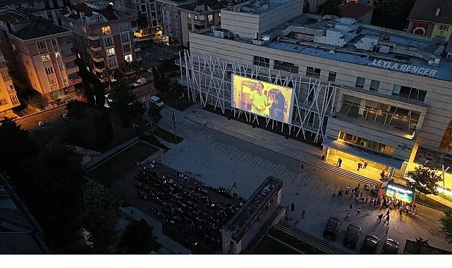 Bakırköy’de Açık Hava Sinema Günleri Başladı