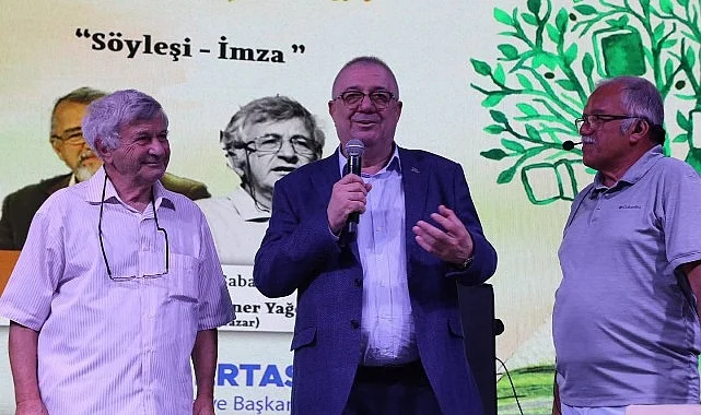 8. Edremit Kitap Fuarı’nda üçüncü gün: Ustalara saygı, edebiyat ve müzik bir arada