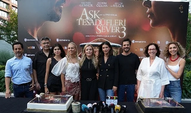 “Aşk Tesadüfleri Sever 3″ün Çekimleri İstanbul’da Tamamlandı!