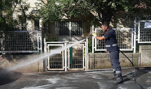 Aydınevler’de toplu temizlik çalışması