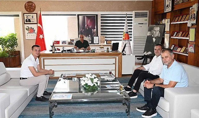 Belediye personelinden Başkan Topaloğlu’na veda ziyareti