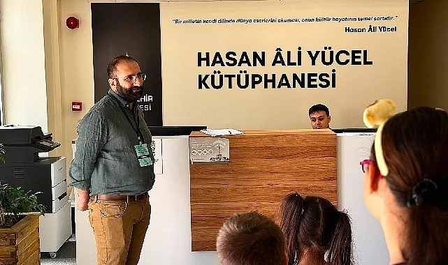 Çocuklar, Hasan Âli Yücel Kütüphanesi’nde gökyüzüne yolculuk yaptı