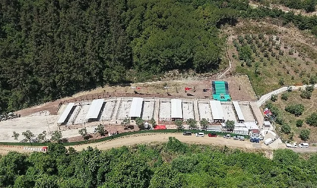 Gemlik’te Barınak Ziyaretçilere Hep Açık