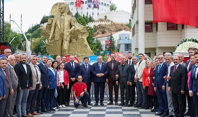Keçiören’de 30 Ağustos Zafer Bayramı’nın 104. Yıl Dönümü Kutlandı