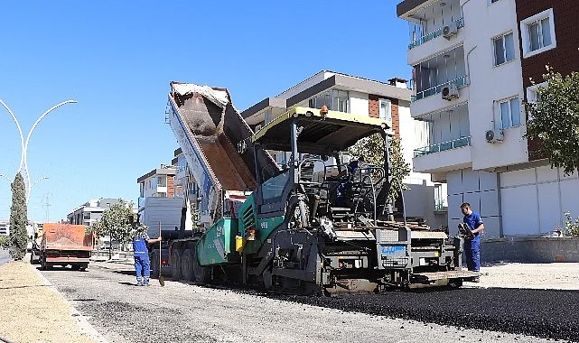 Aliağa ve Seferihisar’da yollar yenileniyor
