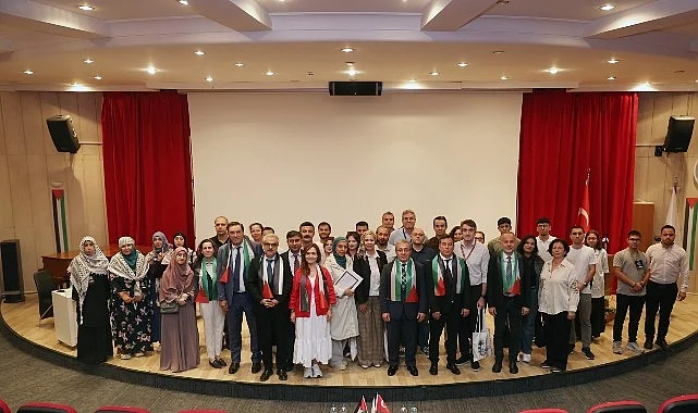 DEÜ’de Gazze İçin Bilim ve Akademik Dayanışma Buluşması