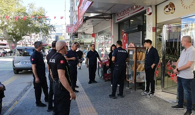 Edremit’te kaldırım işgallerine zabıtadan denetim