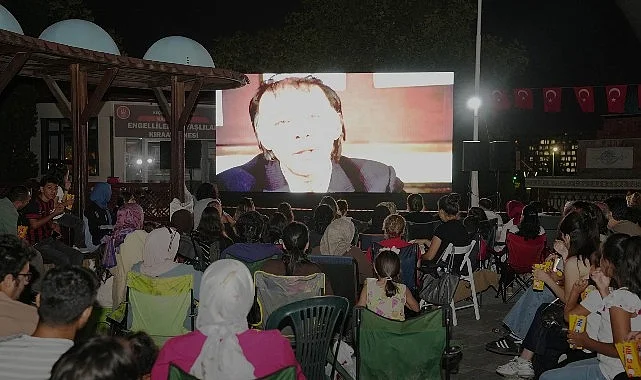 Keçiöreliler “Hababam Sınıfı Tatilde” Filmi ile Açık Havada Nostalji Yaşadı