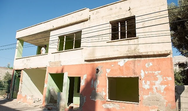 Yenişehir’de metruk yapılarla mücadele sürüyor